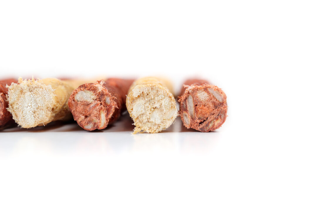 Train, Enrich, Reward: Natural Canadian Treat Ideas Your Pet Will Love!