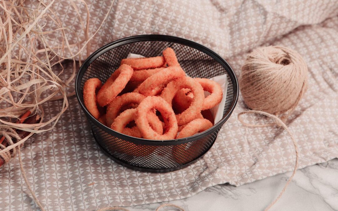 Why Natural Salmon Dog Treats Are a Hit With Flavor-First Pups (And Health-First Humans!)