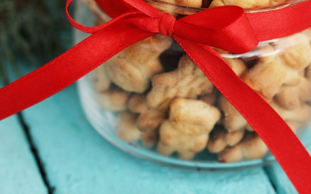 Choosing Canadian-Made Dog Treats: Natural, Trustworthy, and Totally Worth It